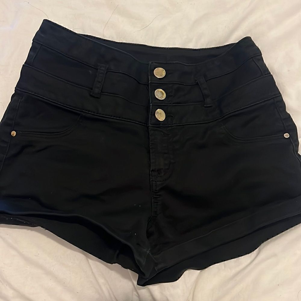 PERFECT Stretch High Waist Boack Shorts - 3 Gold Buttons - Size 0 - Like NEW